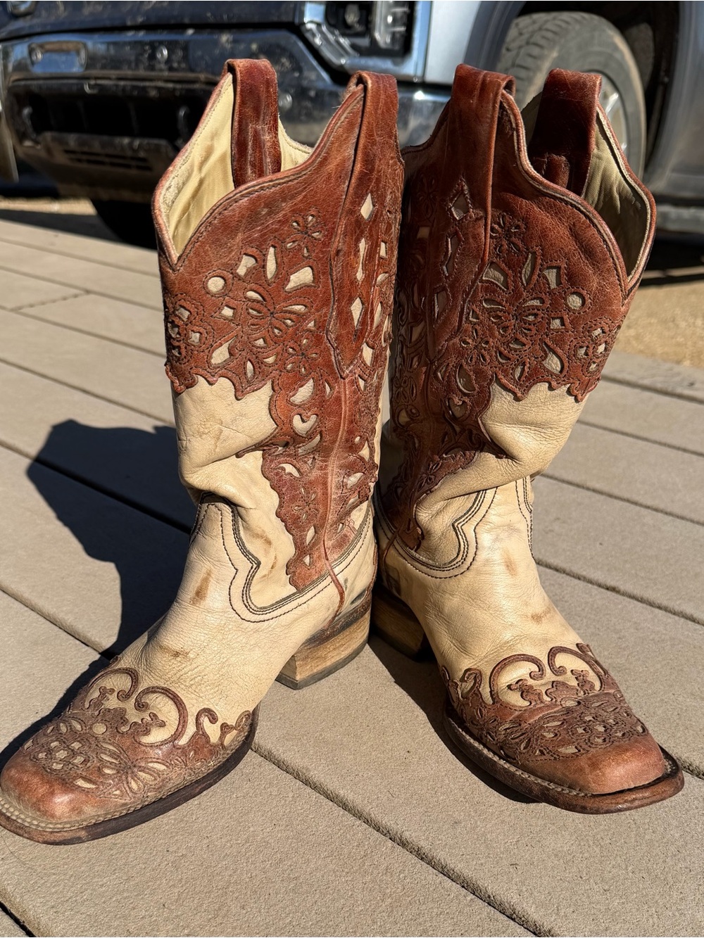 Corral Two-Tone Cream and Brown Leather Western Heeled Boots